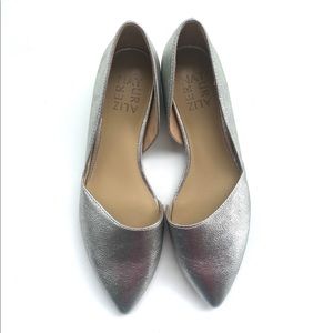 Silver Naturalizer flats - 6.5 Excellent condition!